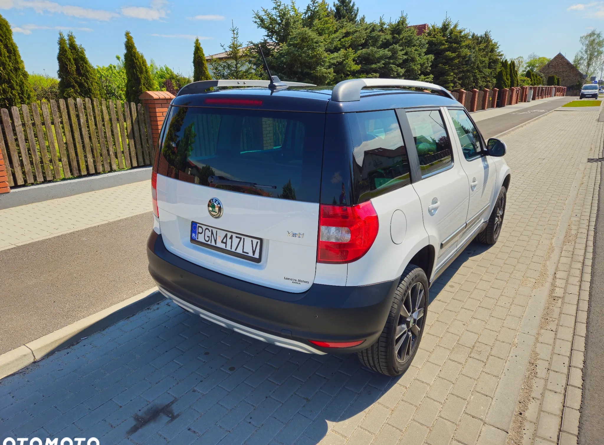 Skoda Yeti cena 32900 przebieg: 228000, rok produkcji 2013 z Gniezno małe 529